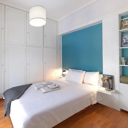 Central Pagrati Apartment With Park View Balcony - Opp Pangrati Grove Athens Exterior photo