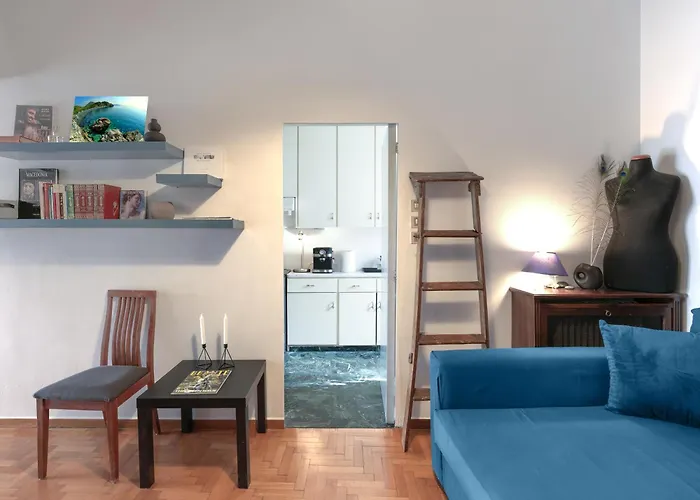 Central Pagrati Apartment With Park View Balcony - Opp Pangrati Grove