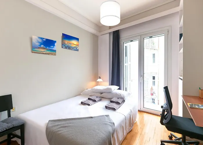 Central Pagrati Apartment With Park View Balcony - Opp Pangrati Grove