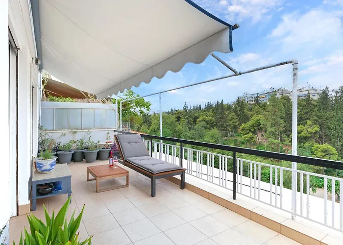Central Pagrati Apartment With Park View Balcony - Opp Pangrati Grove