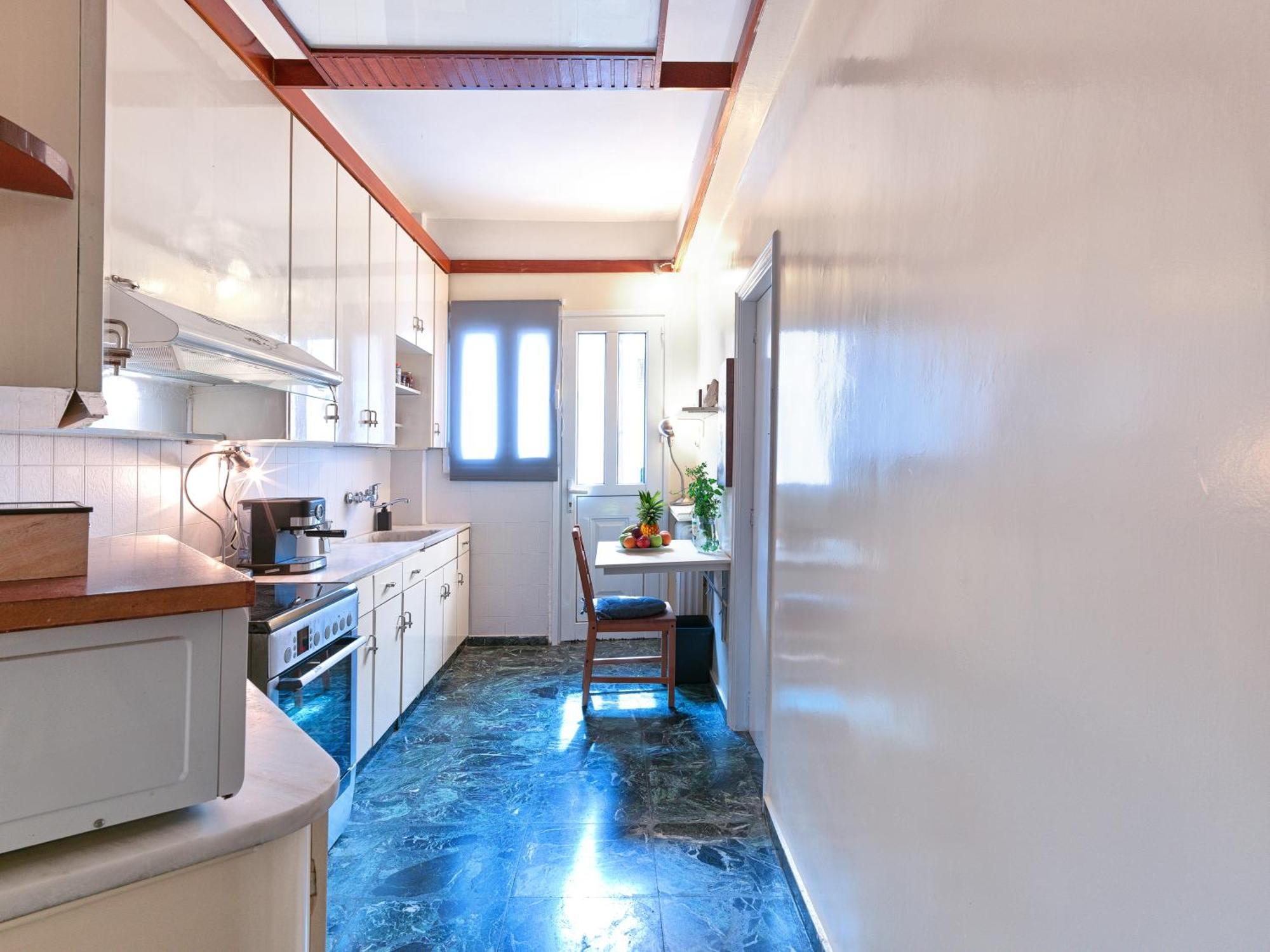 Pagrati With Park View Balcony - Opp Pangrati Grove Apartment *